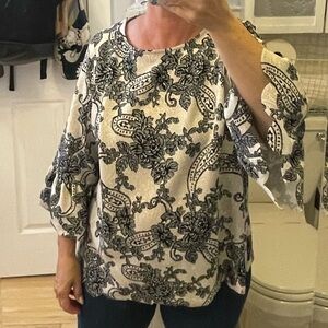 Roz and Ali 2x brand blouse from Dress Barn. EUC